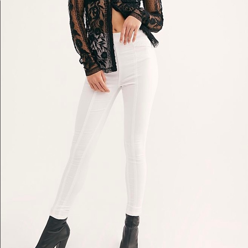 Free People White pull on style pants